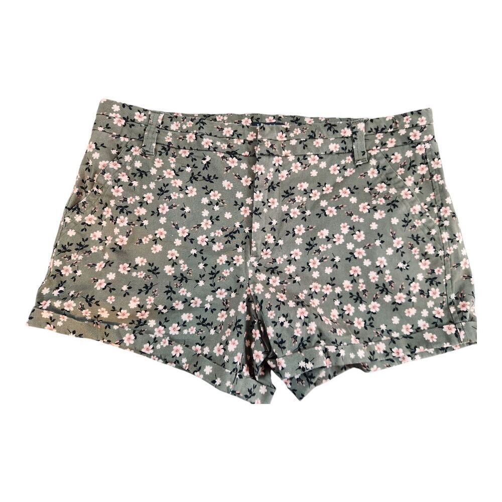 Tinsel Millicent womens shorts sz 31 floral print green pink